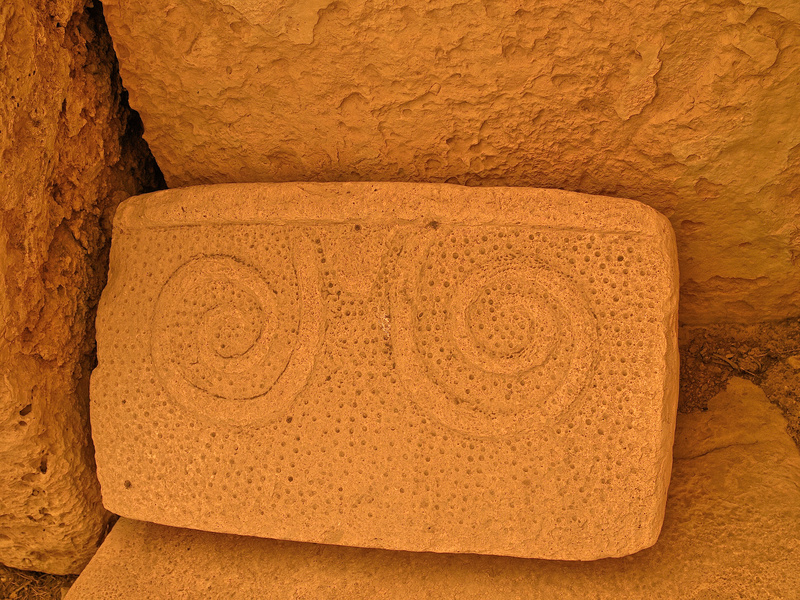 Ħaġar Qim, Megalithic Temple
        